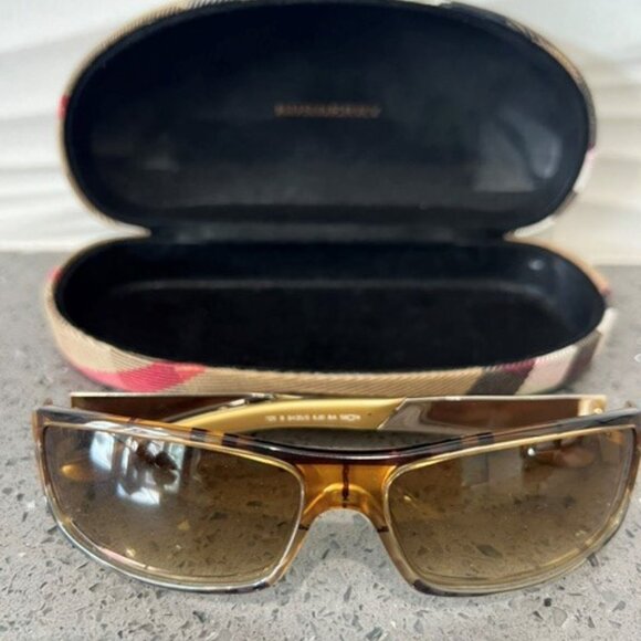 BURBERRY WOMENS NOVACHECK SUNGLASSES SAFILO 125 8435/S - Picture 5 of 12